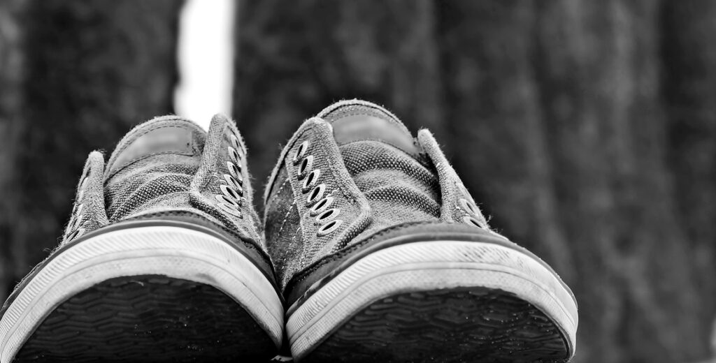 Sneakers in black and white