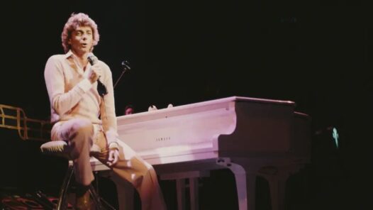 Barry Manilow singing at a computer. We talk about his recent lung cancer diagnosis in this episode.